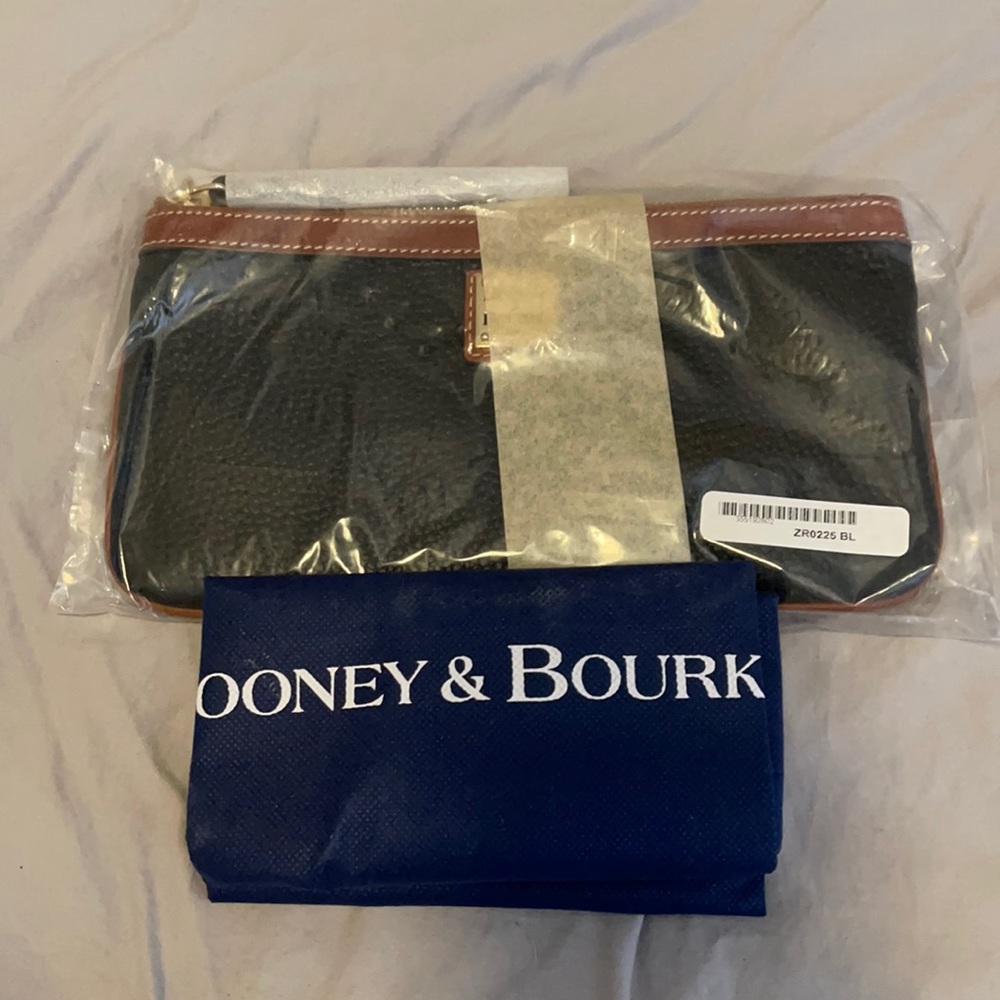 Dooney&Bourke wallet